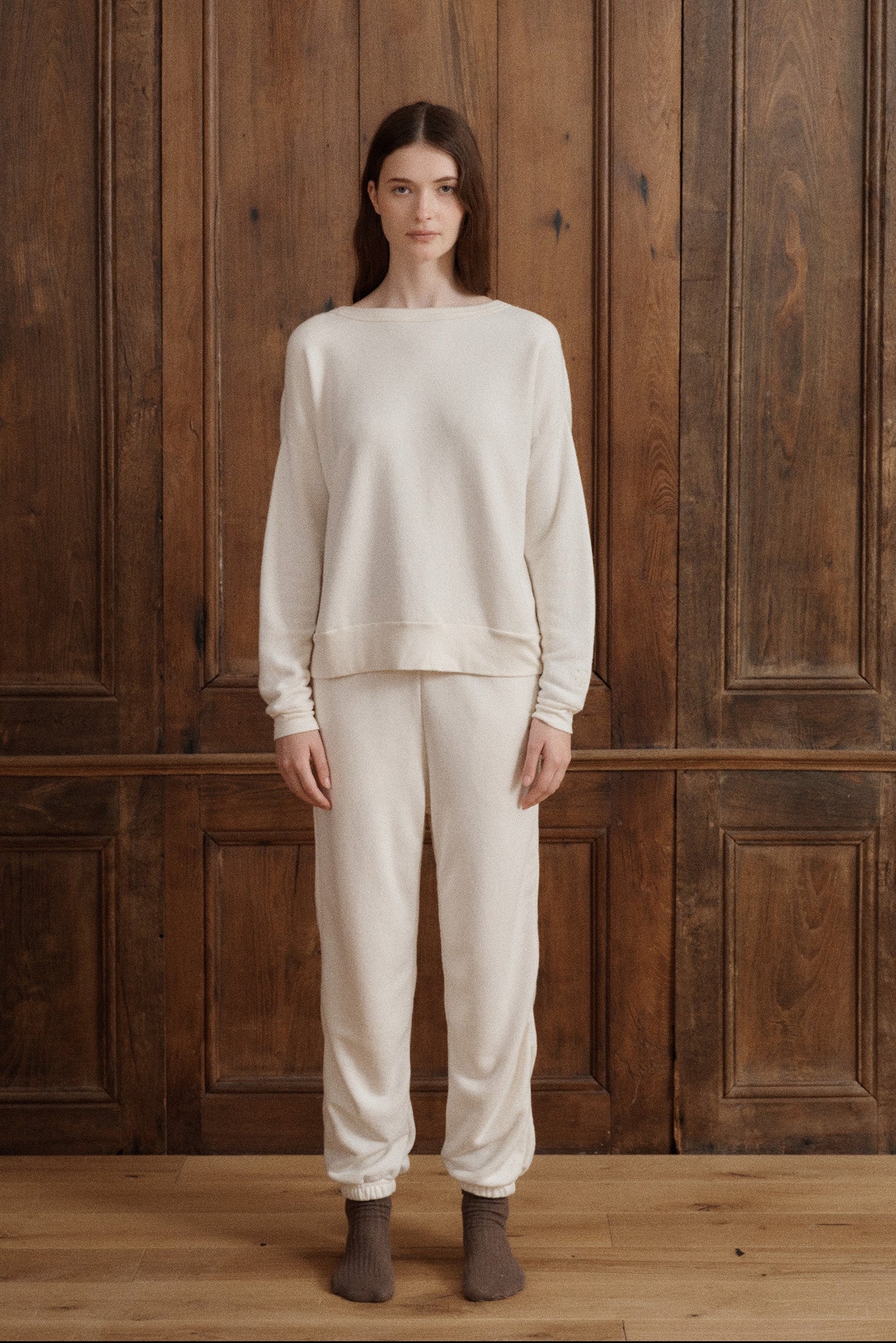 A relaxed crewneck sweatshirt crafted from soft French terry cotton with dropped shoulders, and a clean minimalist silhouette. - VIR VITA
#color_natural