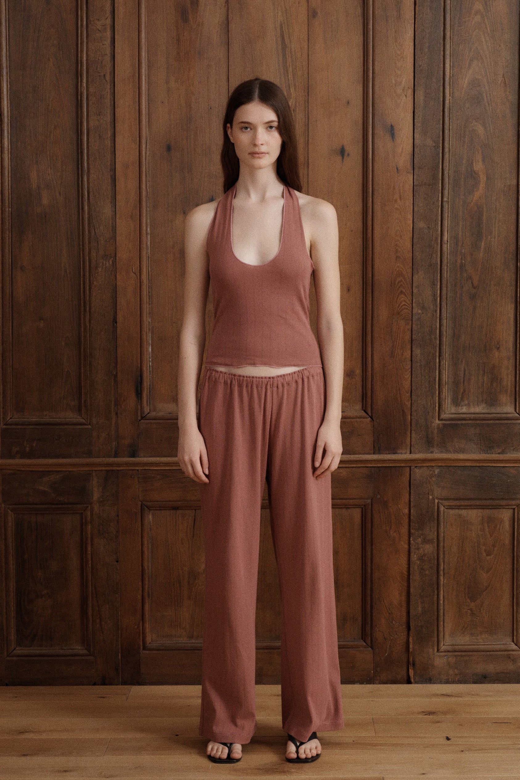 Petal pink pointelle cotton halter top with an adjustable tie neck and fitted silhouette. - VIR VITA
#color_petal