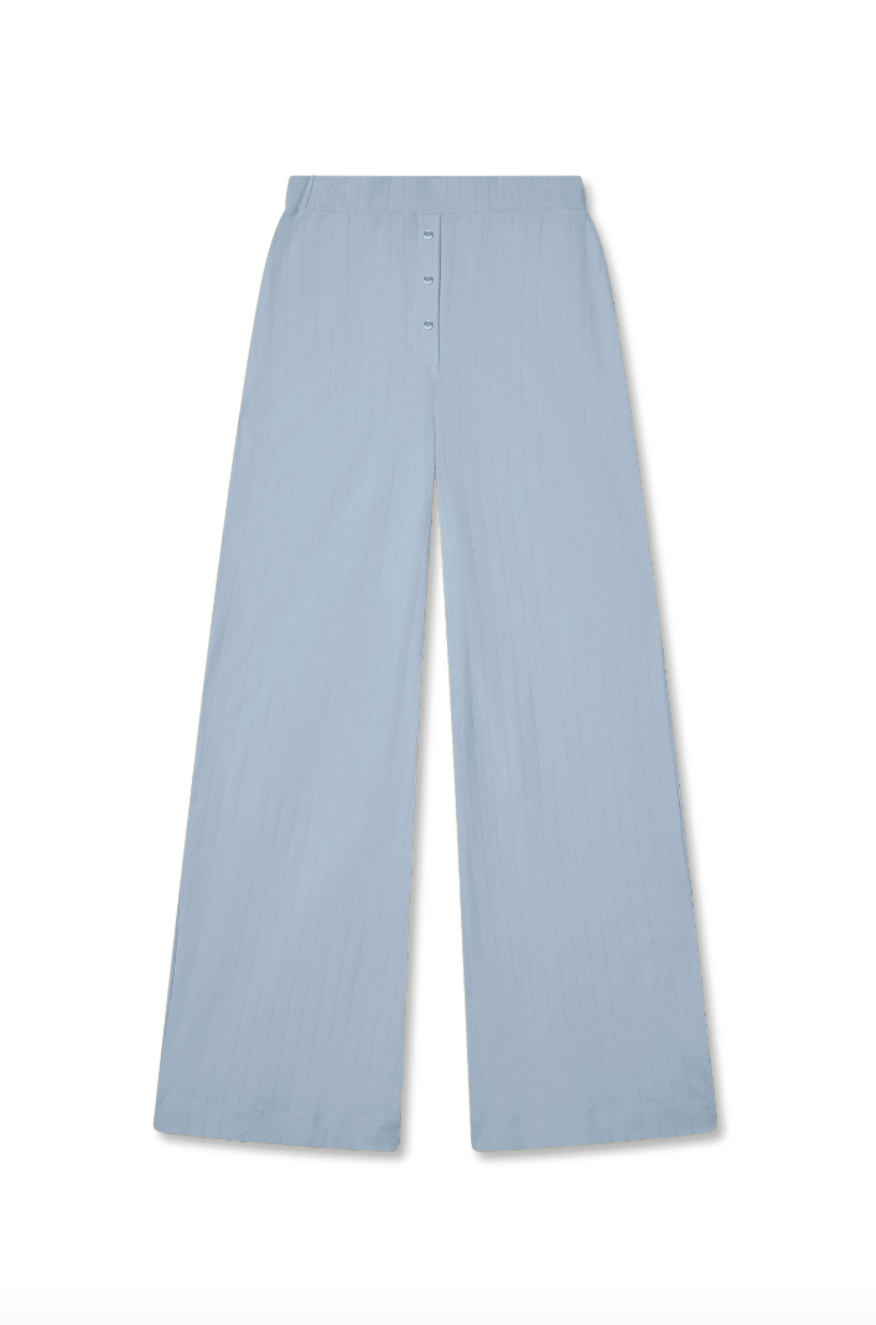 Sustainable pointelle lounge pants made of 100% recycled cotton featuring a relaxed straight leg fit in light blue - VIR VITA
#color_vintage blue