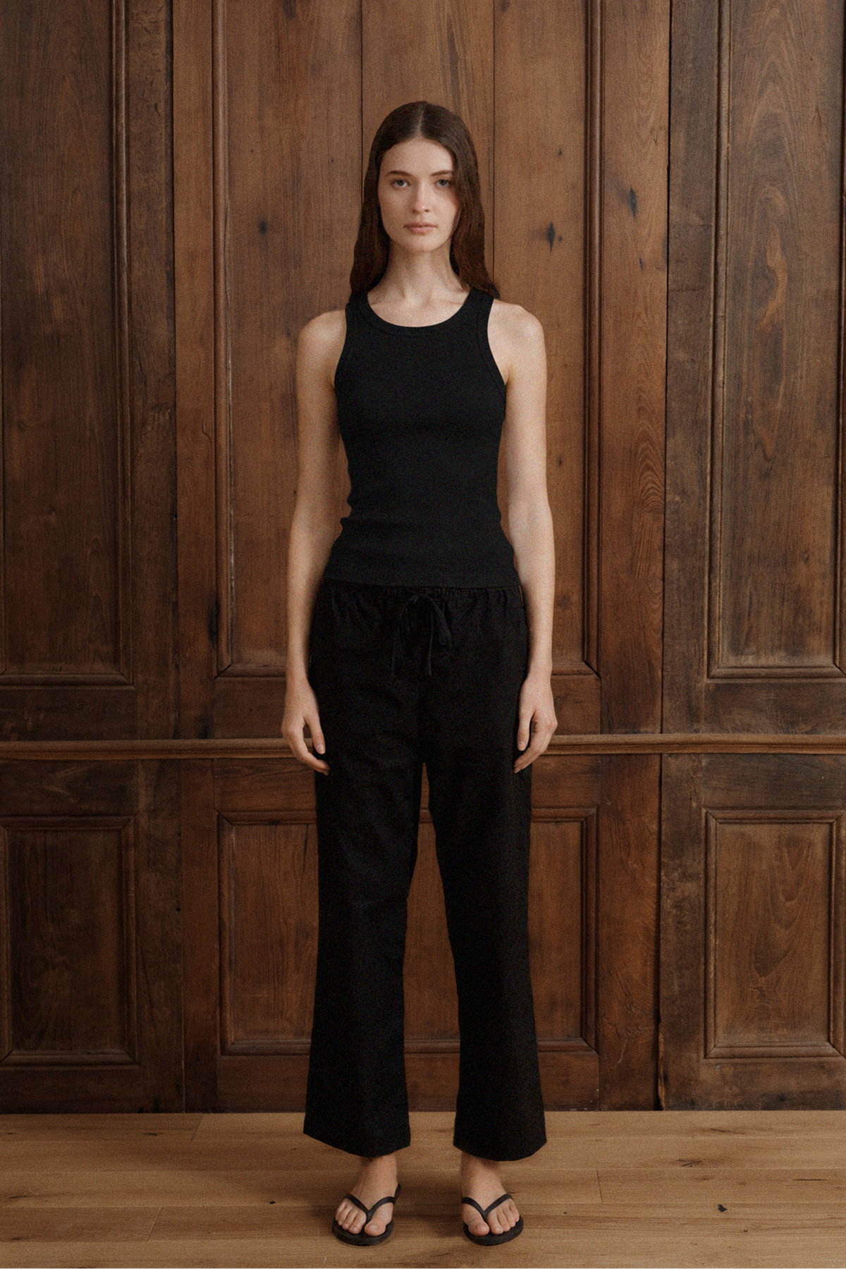Supima cotton tank top featuring a racerback design in black - VIR VITA
#color_black