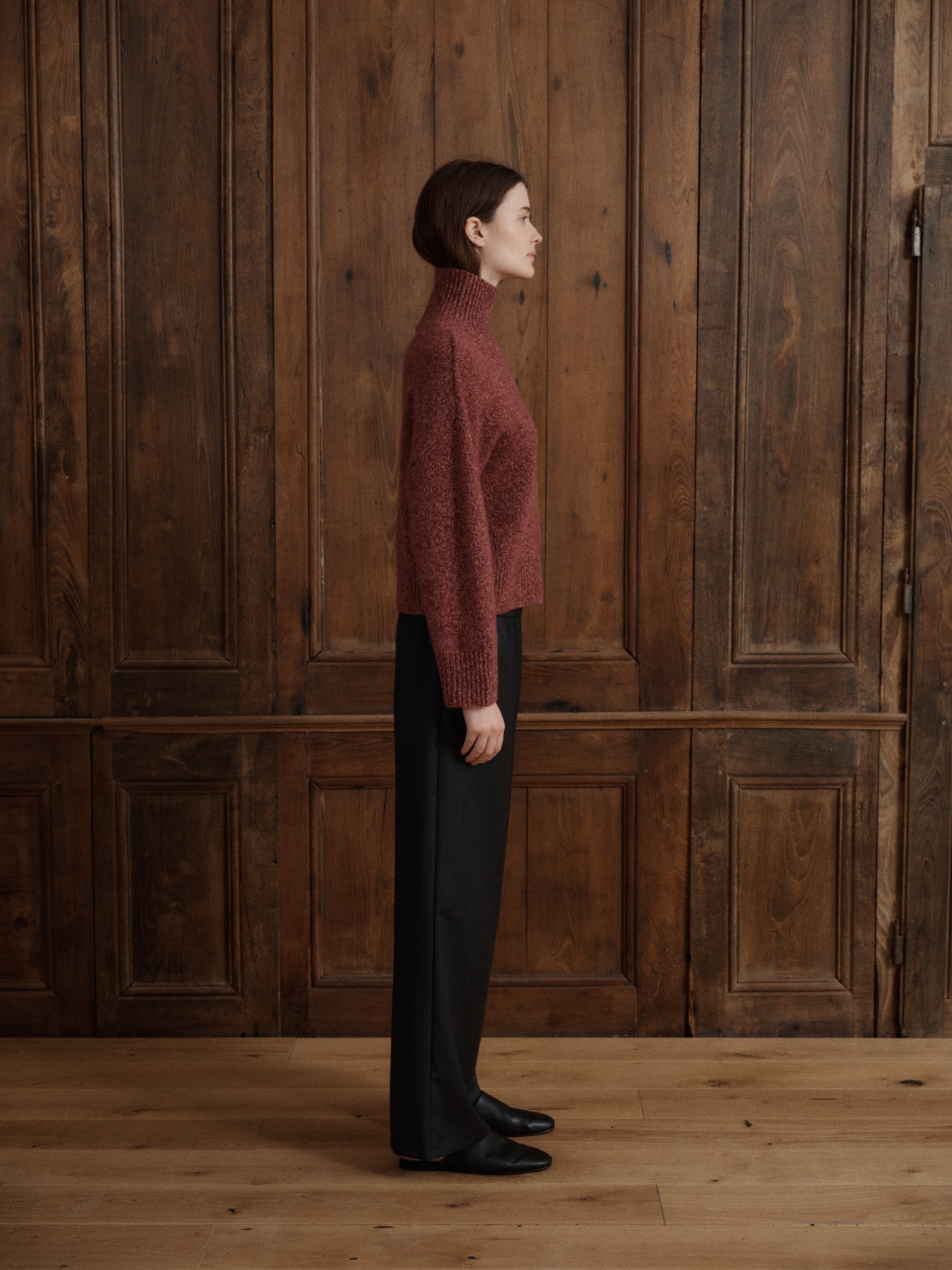 A soft cashmere knit in a rich burgundy hue, designed with a high ribbed neck, relaxed fit, and substantial ribbed cuffs and hem. - VIR VITA
#color_pomegranate
